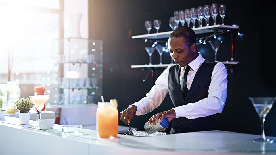 barkeeper-making-cocktails